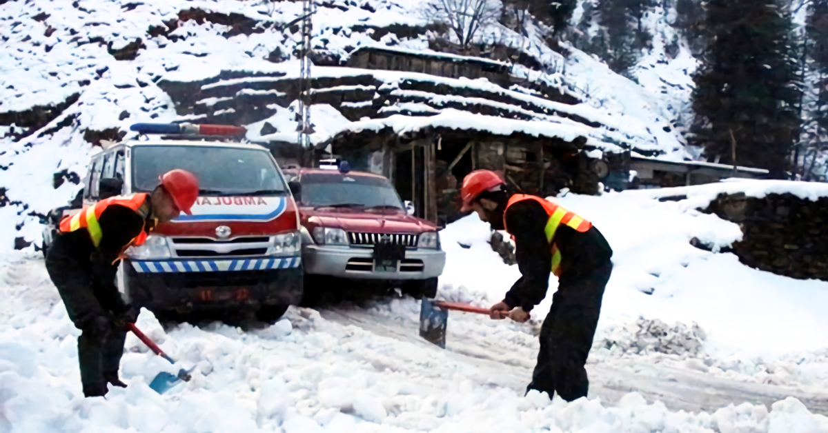 خیبر پختونخوا میں شدید برفباری ریسکیو کی ہنگامی کارروائی