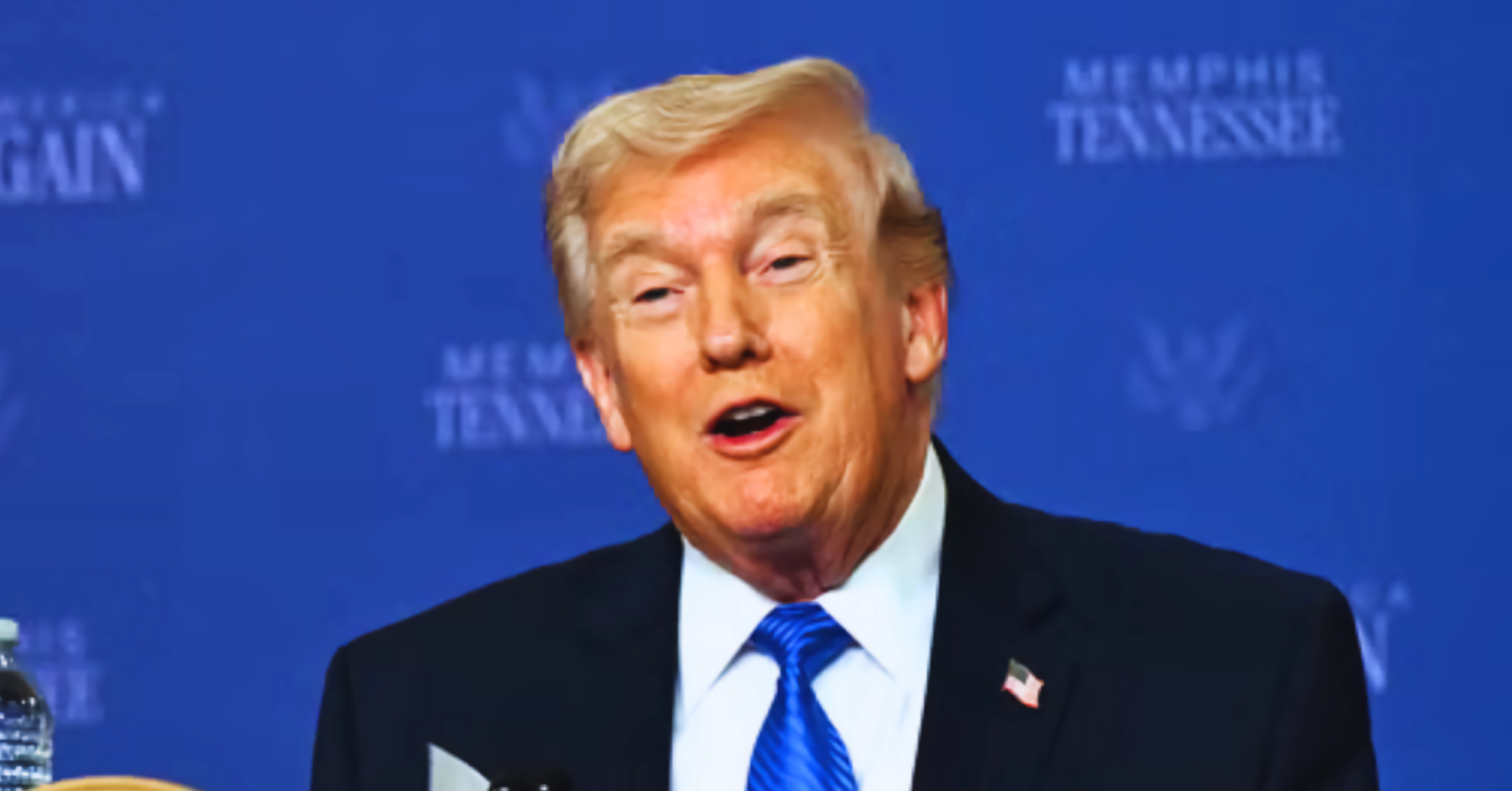 ایران اور امریکہ مذاکرات کی تردید ٹرمپ کے دعوے کے بعد عالمی مارکیٹ پر اثر ٹرمپ کا دعویٰ: ایران کے ساتھ معاہدے کے اہم نکات طے پا گئے ایران نے مذاکرات کی تردید کر دی، خلیج فارس میں کشیدگی برقرار امریکی حملے مؤخر، ایران اور امریکہ کے درمیان ممکنہ معاہدہ خلیج فارس اور تیل کی قیمتوں پر ایران امریکہ تنازع کے اثرات