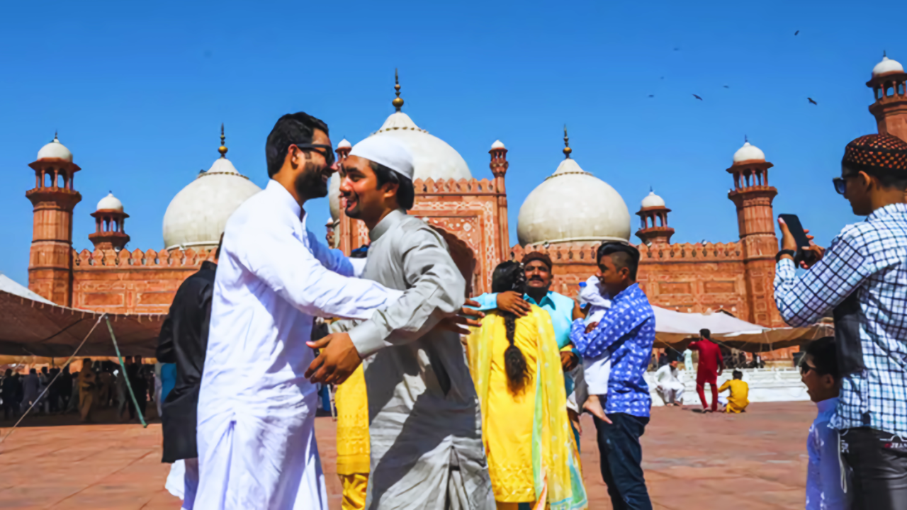 خیبر پختونخوا میں عیدالفطر تعطیلات کا اعلان تین دن کی چھٹیوں کی تفصیل