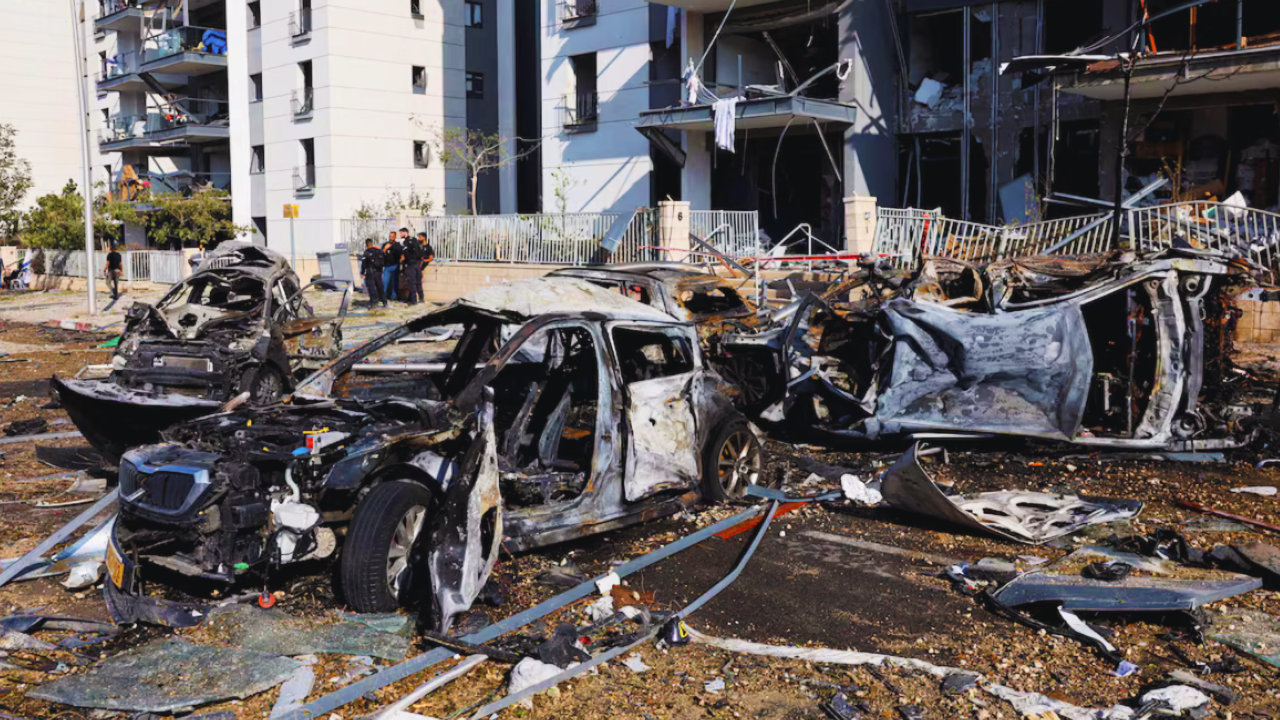 ایران اسرائیل کشیدگی تازہ صورتحال اور خطے میں بڑھتا ہوا خطرہ